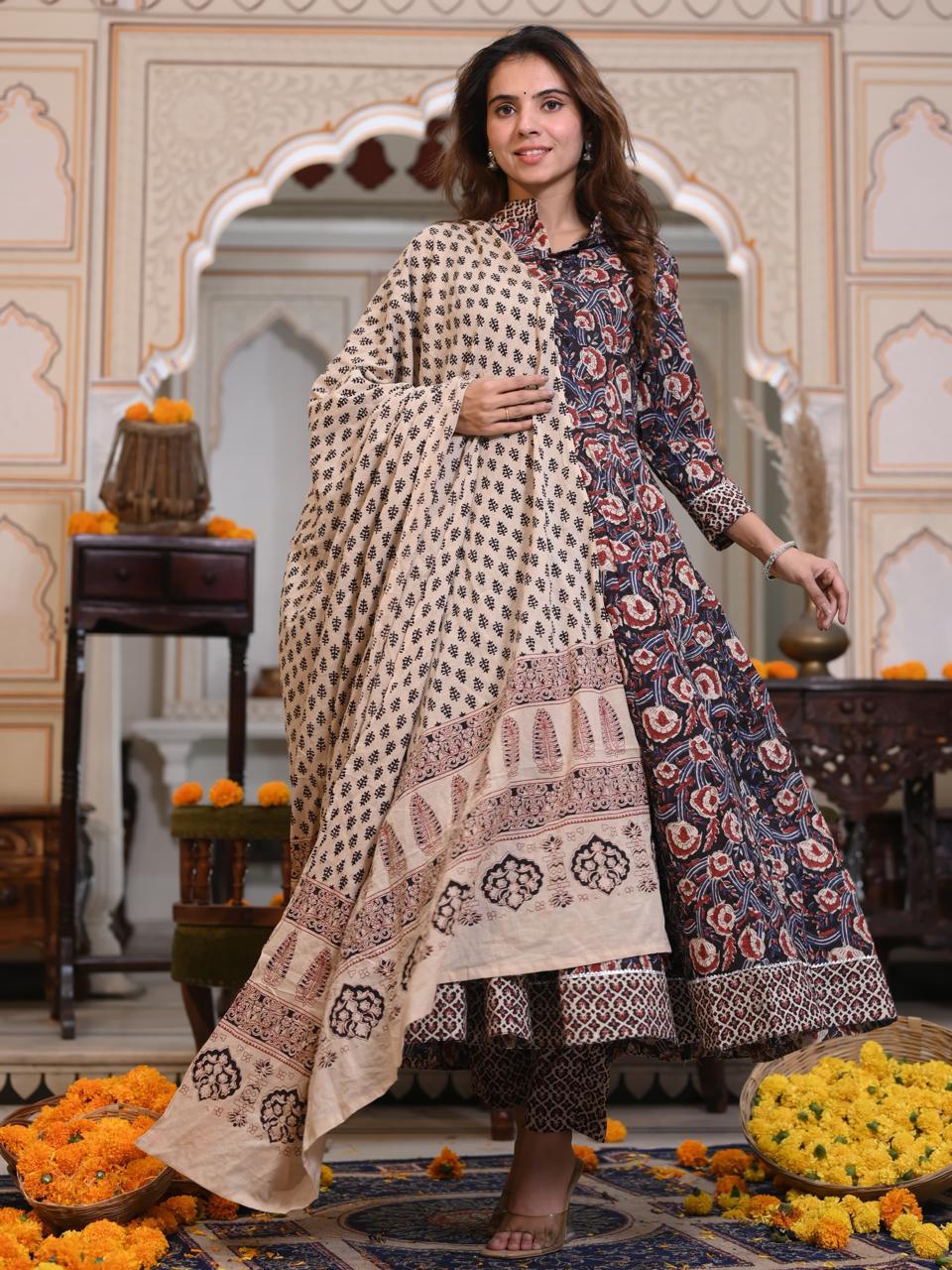 Hand Block Printed Maheshwari Silk Zari Border Suit Set-Black